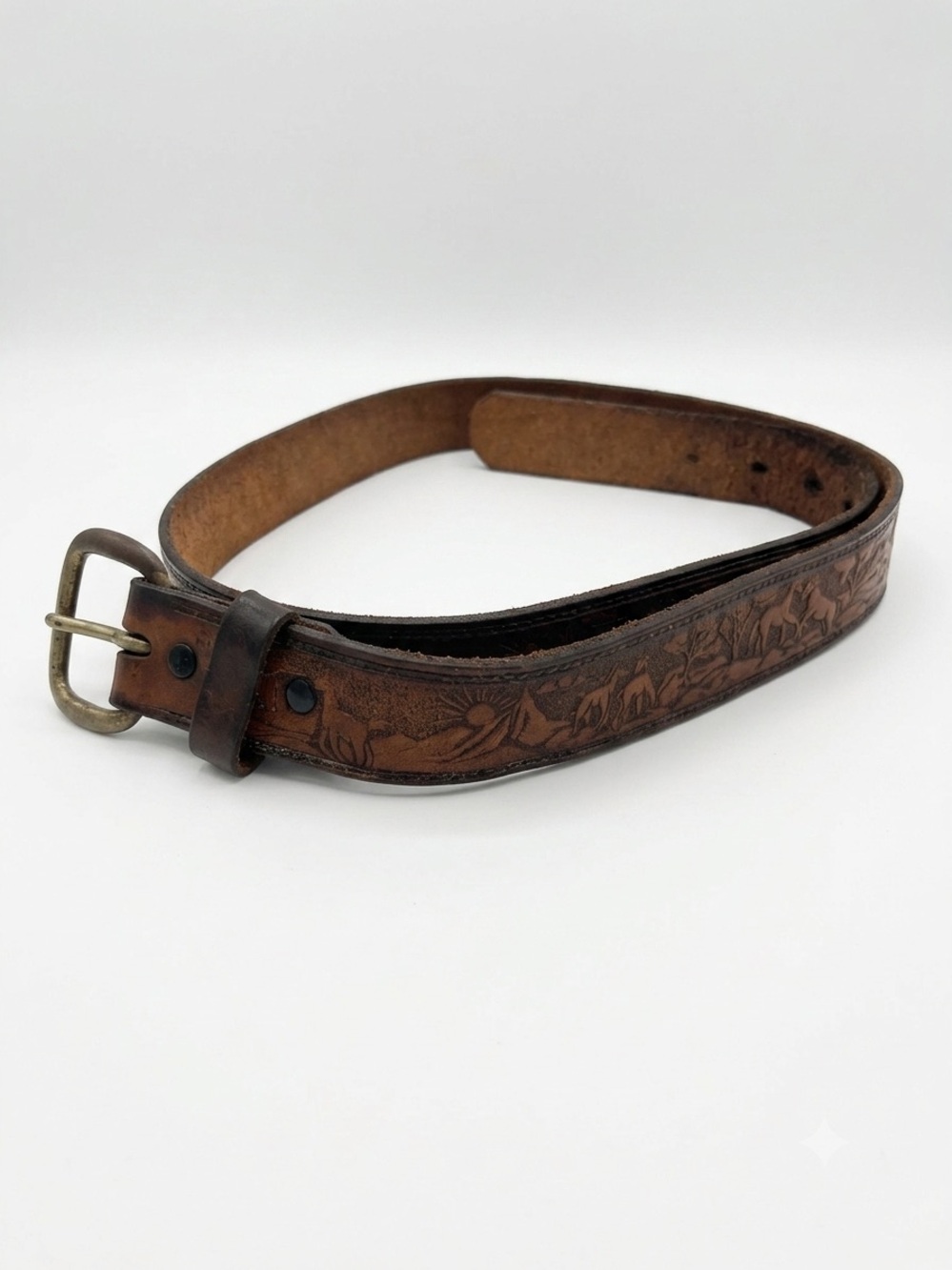 VTG American Pride Belt Co Tooled Leather Deer Mountain Wilderness Scene USA